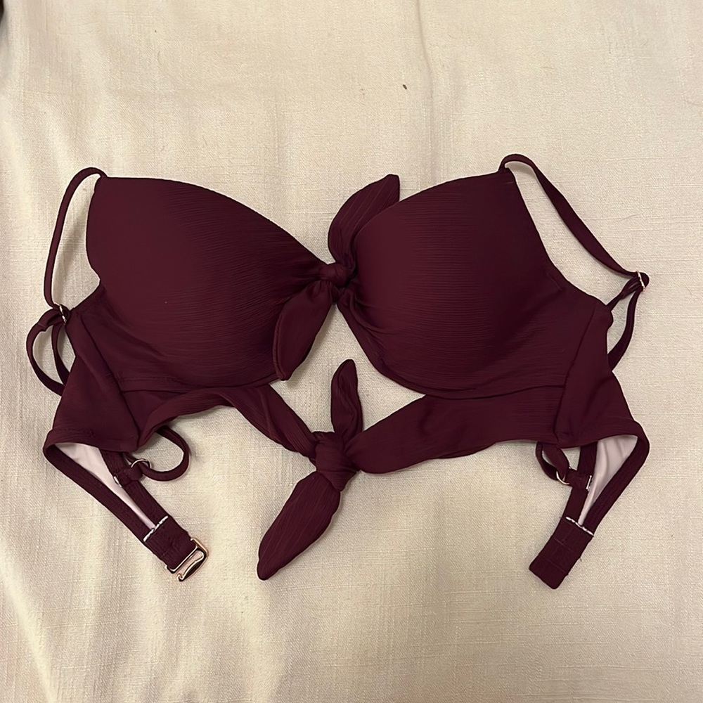 medium (34 B) bathing suit top